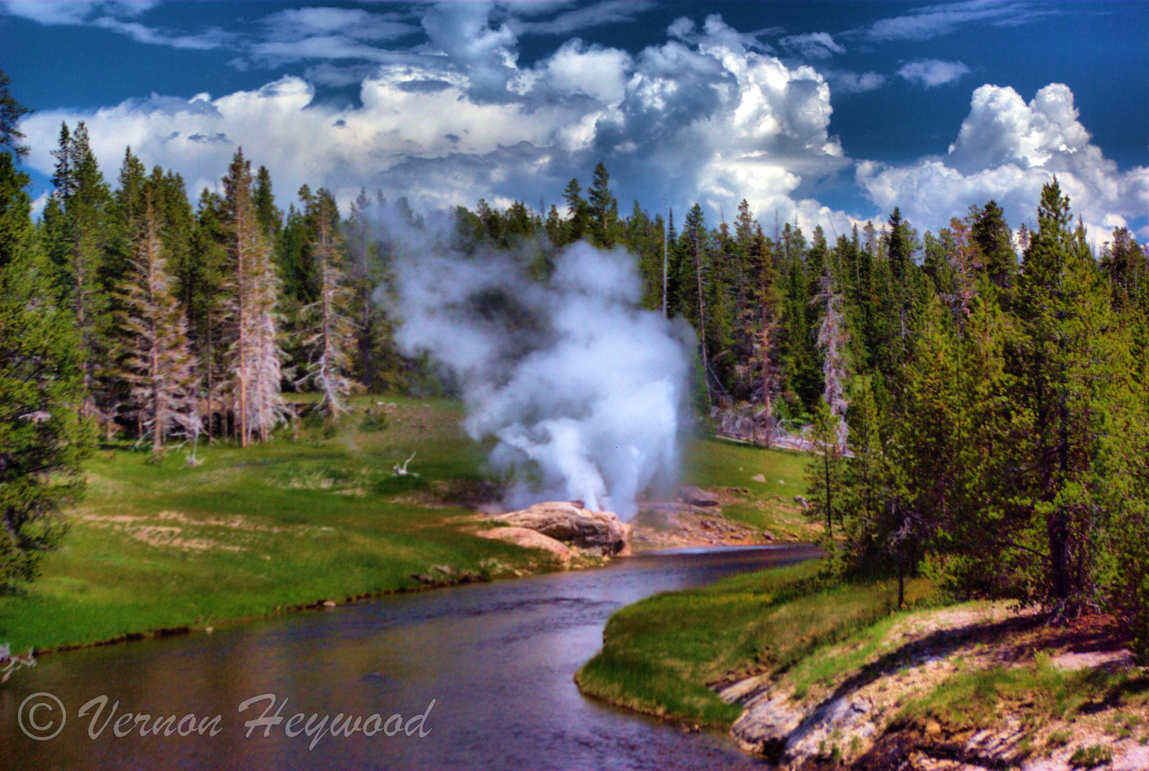 Yellowstone Photography – July 4, 2014 - VernonHeywood.com